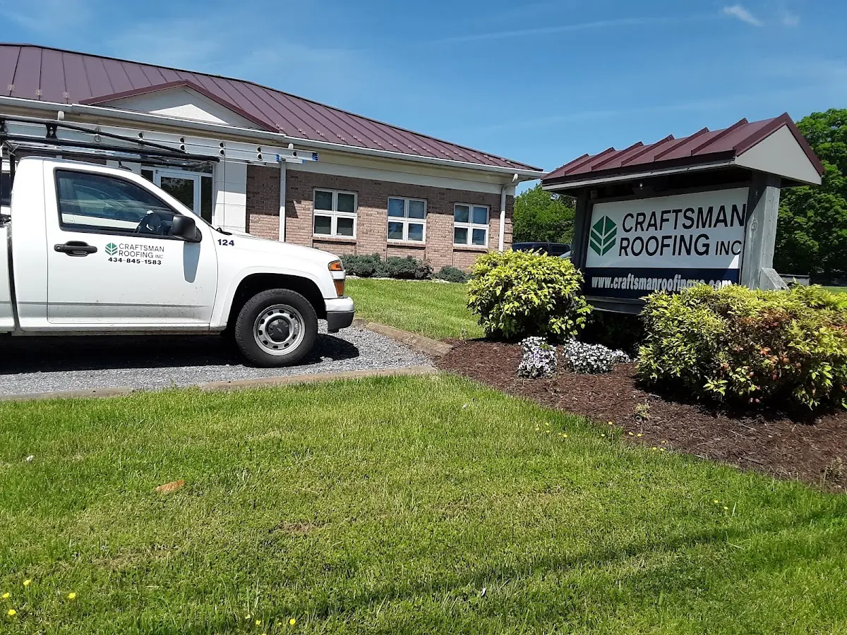 Quality Ice Dam Removal by experienced craftsmen in Overlook Estates